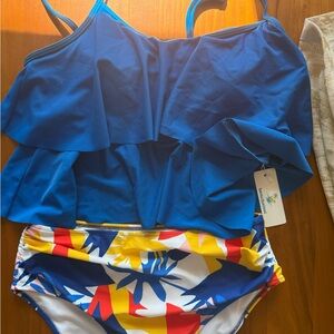Women’s tankini NWT blue and multi color